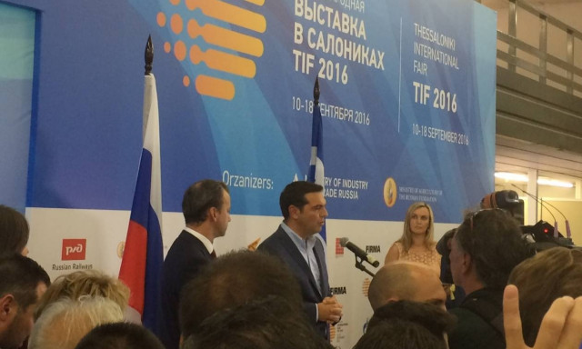 ΔΕΘ 2016: Ο Τσίπρας στο περίπτερο της Ρωσίας (photos)