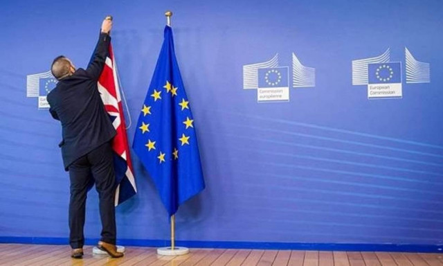 Spiegel: To Brexit θα κοστίσει στη Γερμανία 4,5 δισ. ευρώ το χρόνο