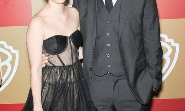 Eπιτέλους αποφάσισαν: Το πιο κουραστικό ζευγάρι του Hollywood είναι και πάλι μαζί