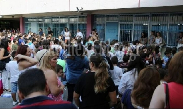 Το κουδούνι στα σχολεία χτύπησε και το Mothersblog ήταν εκεί για να σας μεταφέρει το κλίμα (photo)