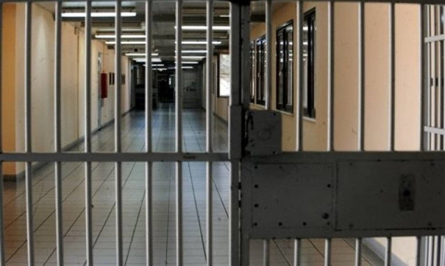 Κρεμάστηκε μέσα στο κελί του 49χρονος ισοβίτης