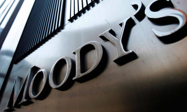 Moody’s: Credit positive η μείωση των NPLs στις ελληνικές τράπεζες