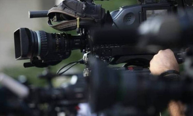 ΕΣΗΕΑ: Η κυβέρνηση παραγράφει τα χρέη των καναλαρχών