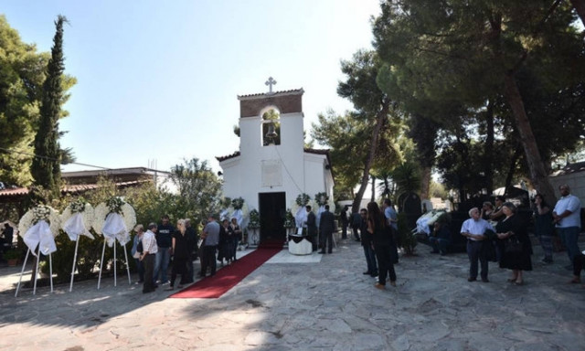 Σε κλίμα συγκίνησης το τελευταίο αντίο στον Λάμπρο Χαβέλα