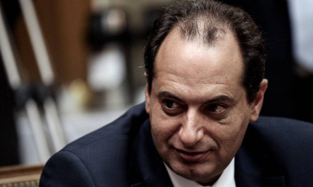 Σπίρτζης: Ανυπόστατα τα όσα λέγονται για κατάργηση του νόμου για τον βασικό μέτοχο