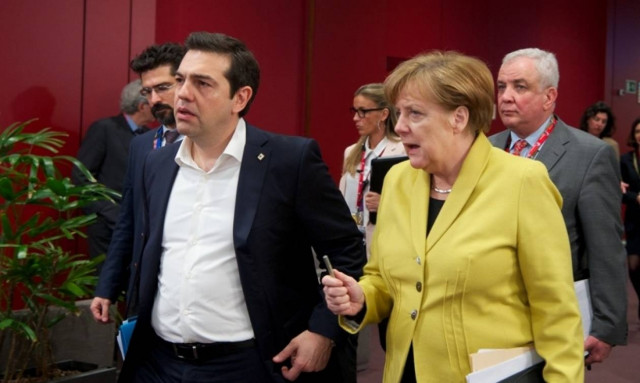 Τηλεφωνική συνομιλία Τσίπρα-Μέρκελ ενόψει Συνόδου στη Μπρατισλάβα