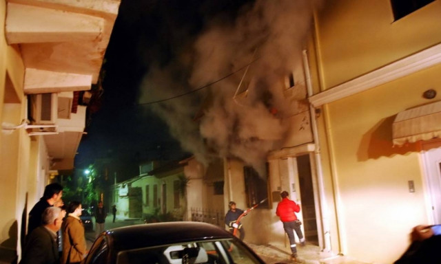 Κηφισιά: Ένας νεκρός από πυρκαγιά σε διώροφη κατοικία