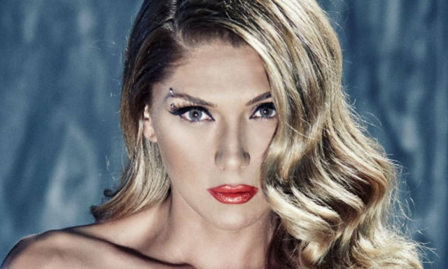 Το κουτάκι από το μονόπετρο και το μήνυμα καρφί της Ηλιάδη