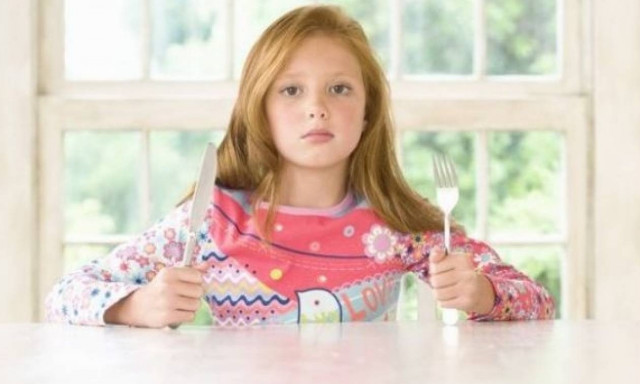 Ευγένεια στις κοινωνικές εκδηλώσεις: Διδάξτε στο παιδί καλούς τρόπους