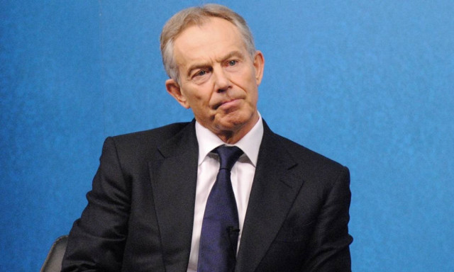 Σφοδρή επίθεση Μπλερ σε Τραμπ: Εάν εκλεγεί, ο κόσμος θα βυθιστεί στο χάος