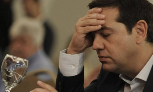 Λιποθύμησε μαθήτρια σε ομιλία του Τσίπρα στην Αστόρια (video)