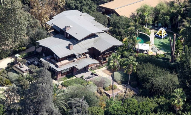 Αυτό είναι το νέο «φρούριο» της Τζολί - Το νοίκιασε εβδομάδες πριν την αίτηση διαζυγίου (pics)