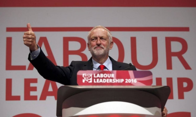 Bρετανία: Επανεξελέγη με άνεση στην ηγεσία των Εργατικών ο Κόρμπιν