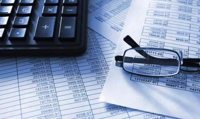 Σύγχυση στις εισφορές χιλιάδων εργαζομένων με «μπλοκάκι»