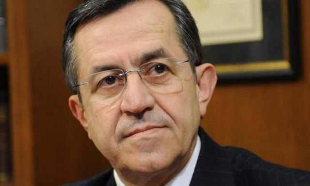 Νίκος Νικολόπουλος: «Εξέστιν Ψυχάρη ασχημονεί»
