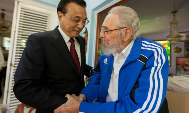 Κούβα: Ξανά στο προσκήνιο ο Φιντέλ Κάστρο