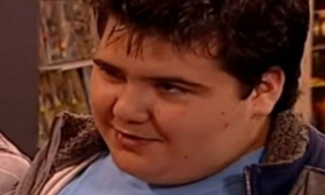 Θα τρίβετε τα μάτια σας: Δεν φαντάζεστε πώς είναι σήμερα ο Πέτρος Μπαλαφούτης από την «Πολυκατοικία»