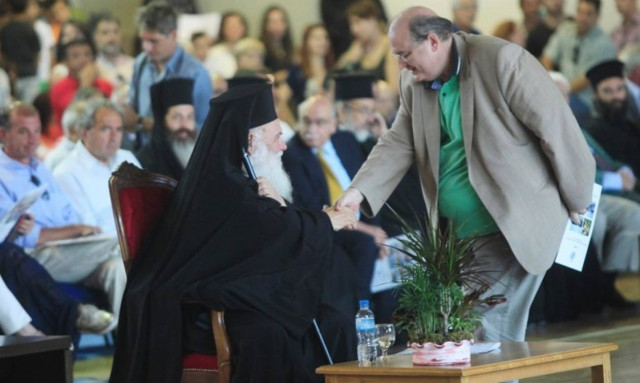 Ο Φίλης, η Εκκλησία και το «αριστερό» παιχνίδι της εμπάθειας