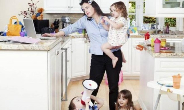 Οι αντιφάσεις της μητρότητας, σε μία απολαυστική ανάρτηση