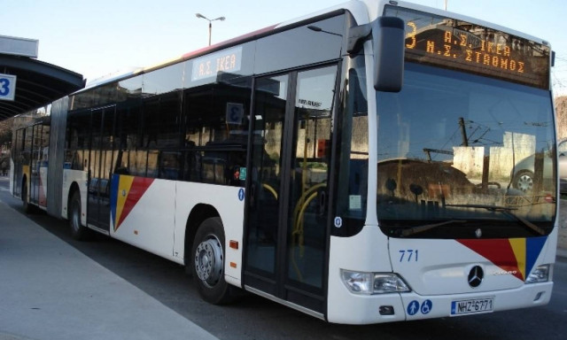 Οριακή η κατάσταση με την απεργία στον ΟΑΣΘ - Με προφυγή στη Δικαιοσύνη απειλεί ο Τζιτζικώστας