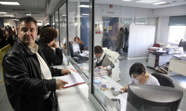 Ασφαλιστικές εισφορές: Όσα πρέπει να γνωρίζουν οι νέοι επιστήμονες