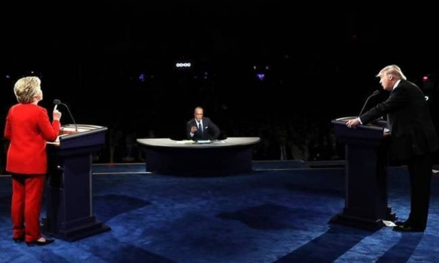 In first face-off with Clinton, Trump struggles to be 'change' candidate