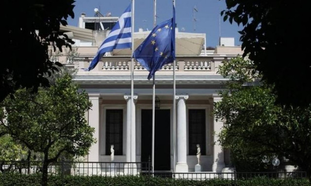 Μαξίμου: Εντός χρονοδιαγράμματος η αξιολόγηση – Πάμε για το χρέος