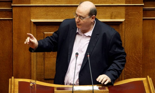 Αμετανόητος και εριστικός Φίλης: Αλλάζουμε τα θρησκευτικά για να μην γίνουν οι τάξεις άμβωνες (vid)