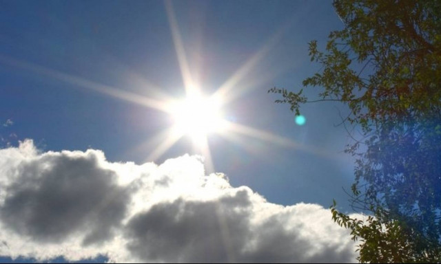 Καιρός: Με θερμοκρασίες που θυμίζουν... καλοκαίρι «μπαίνει» ο Οκτώβριος