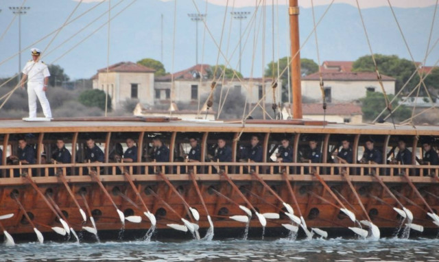 Πολεμικό Ναυτικό: Εορταστικές εκδηλώσεις για την επέτειο της Ναυμαχίας της Σαλαμίνας (pics)