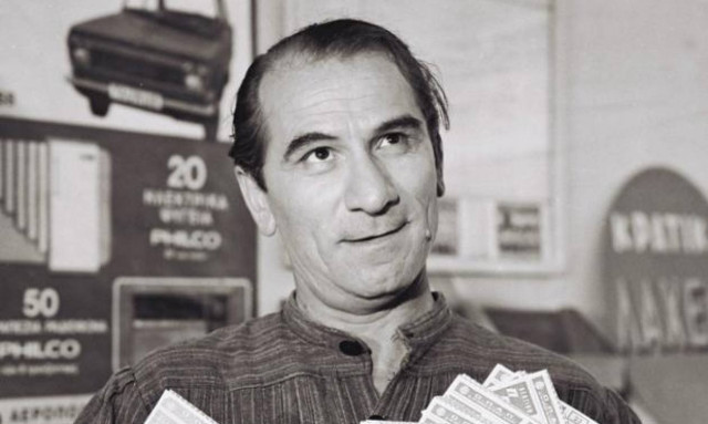 Σαν σήμερα το 2001 πέθανε ο Κώστας Χατζηχρήστος