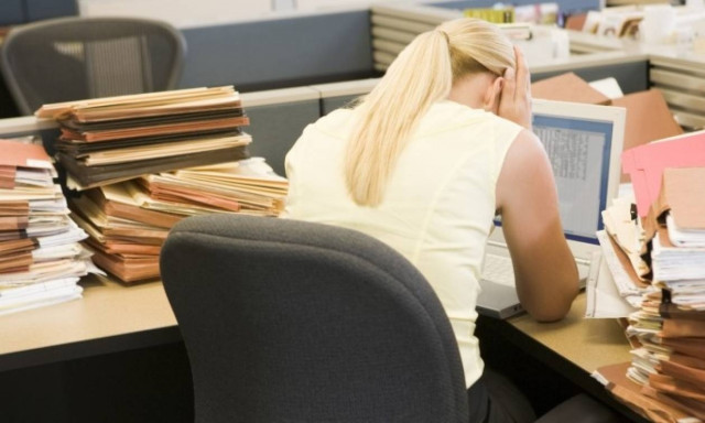 Επιτροπή Απασχόλησης του ΕΚ: Προστατεύστε τις συλλογικές διαπραγματεύσεις στην Ελλάδα