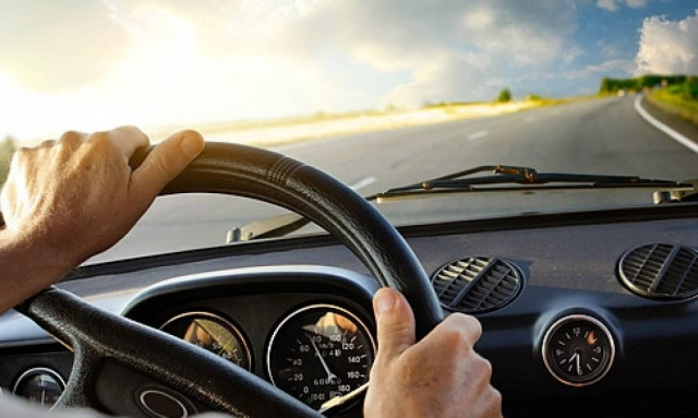 Απίστευτες σκηνές στο Βόλο – «Τι κάνει αυτός ο οδηγός;»