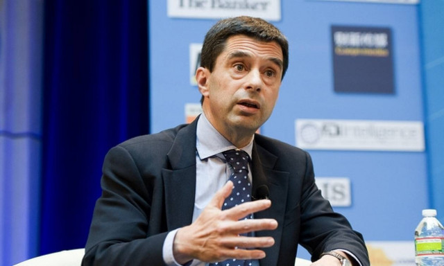 Στέλεχος ΔΝΤ: Ελαφρύνετε το χρέος της Ελλάδας!