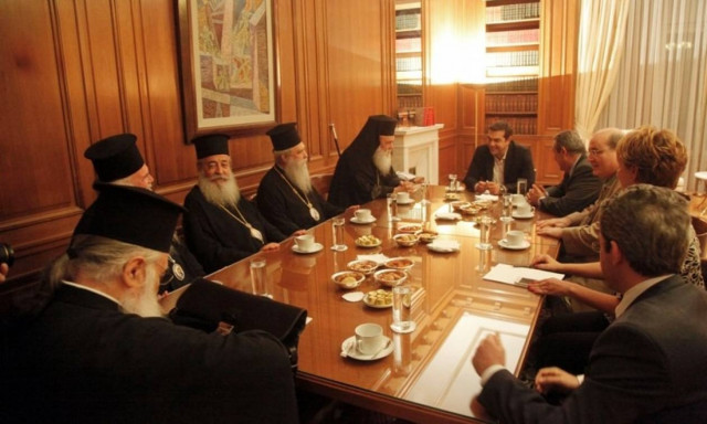 Πίσω ολοταχώς η κυβέρνηση - «Πέρασε» του Ιερώνυμου για τα Θρησκευτικά