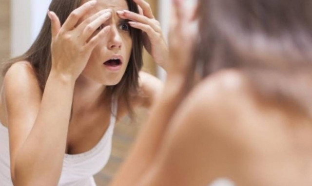 ΜΕΓΑΛΗ ΠΡΟΣΟΧΗ: Μην σπας ποτέ σπυράκι στο «τρίγωνο του κινδύνου». Μπορεί να σε σκοτώσει!