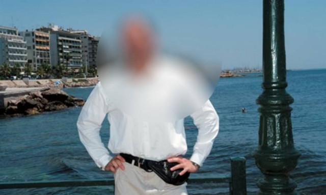 Γνωστός πορνοστάρ πήγε στη Νέα Δημοκρατία και... έφαγε πόρτα! (photo)