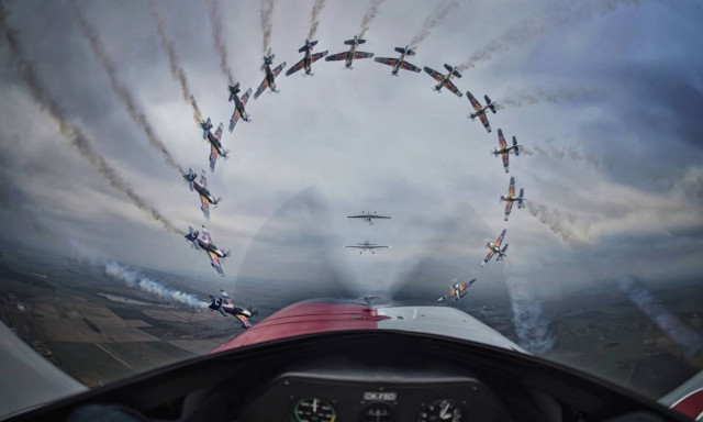 Αυτές οι 20 εντυπωσιακές φωτογραφίες κέρδισαν το διαγωνισμό του Red Bull