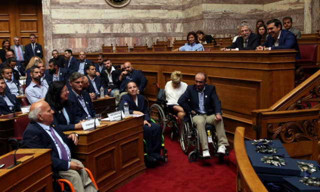 Παραολυμπιονίκες σε Τσίπρα: Φέραμε νίκες που υποσχεθήκαμε - Εσείς θα κάνετε όσα υπόσχεστε;