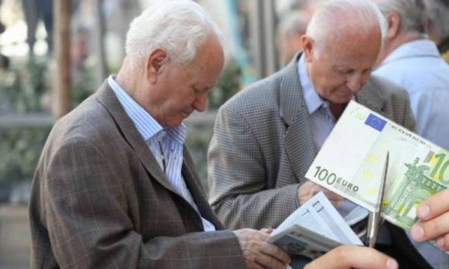 Απίστευτο: Νέο «χαράτσι» έως 50 ευρώ στις επικουρικές