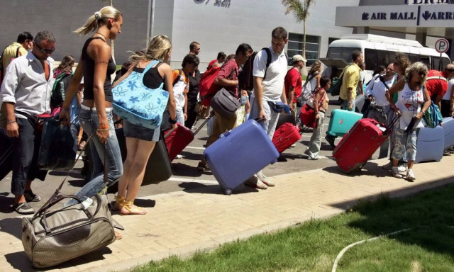 Μέσω Τουρκίας η μετακίνηση των τουριστών λόγω της απεργίας των ελεγκτών εναέριας κυκλοφορίας