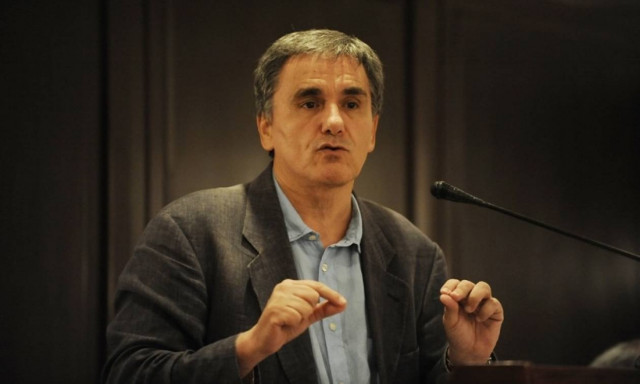 Τσακαλώτος για Σόιμπλε: Είναι πονηρός και ξέρει ότι όσα λέει δεν μπορούν να συμβούν