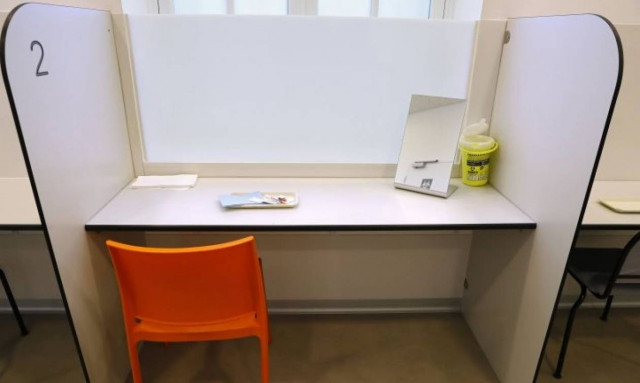 Παρίσι: Εγκαινιάστηκε η πρώτη αίθουσα για χρήση ναρκωτικών! (photos)