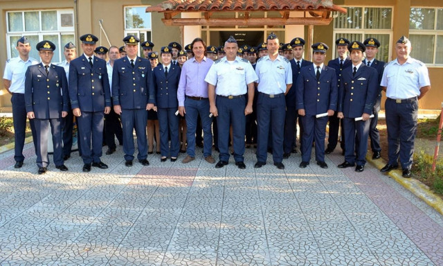 Πολεμική Αεροπορία: Απονομή Πτυχίων στους απόφοιτους της 4ης ΣΕΕ/ΣΔΙΕΠ (pics)