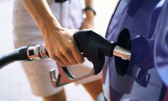 Καύσιμα: Ληστρική επιδρομή κράτους και επιτήδειων