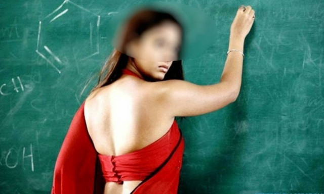 Δείτε την καθηγήτρια που έκανε σεξ μέσα στην τάξη την ίδια μέρα με δύο μαθητές της!