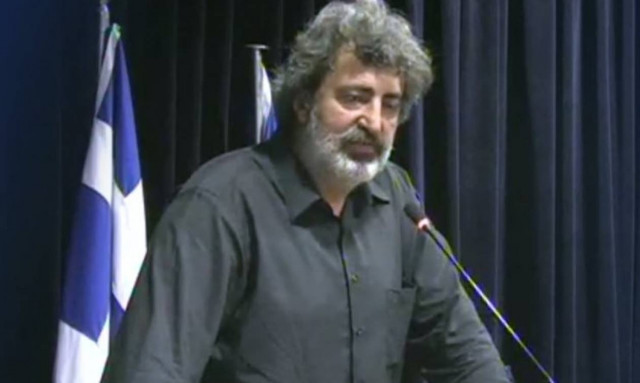 Πολάκης: Απειλούν τη γυναίκα μου - «Πάρε μαύρα, θα χάσεις τον άντρα σου και τα παιδιά σου»