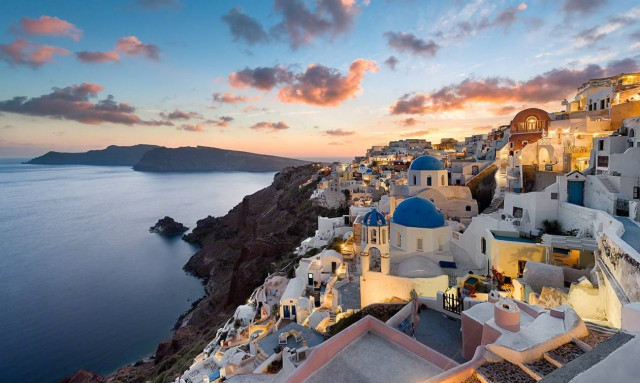 Συγκλονιστικό βίντεο: Έτσι «γεννήθηκε» η πανέμορφη Σαντορίνη!