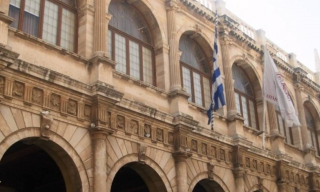 Απίστευτο! Δήμος έχασε... έγγραφα Αστυνομικού Τμήματος για να σφραγίσει κατάστημα!