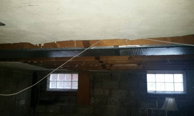 Απίστευτο: Ανακαίνιζε το σπίτι και ανακάλυψε κάτι που του άλλαξε τη ζωή! (pics)